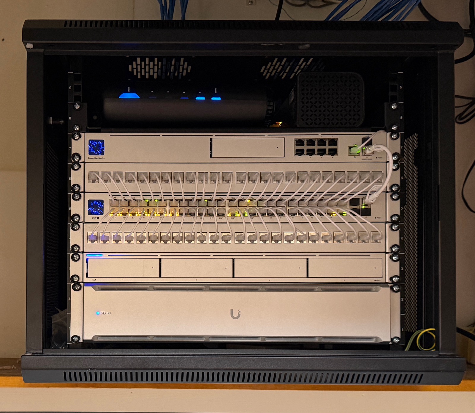 Wall-mount IDF · 9U